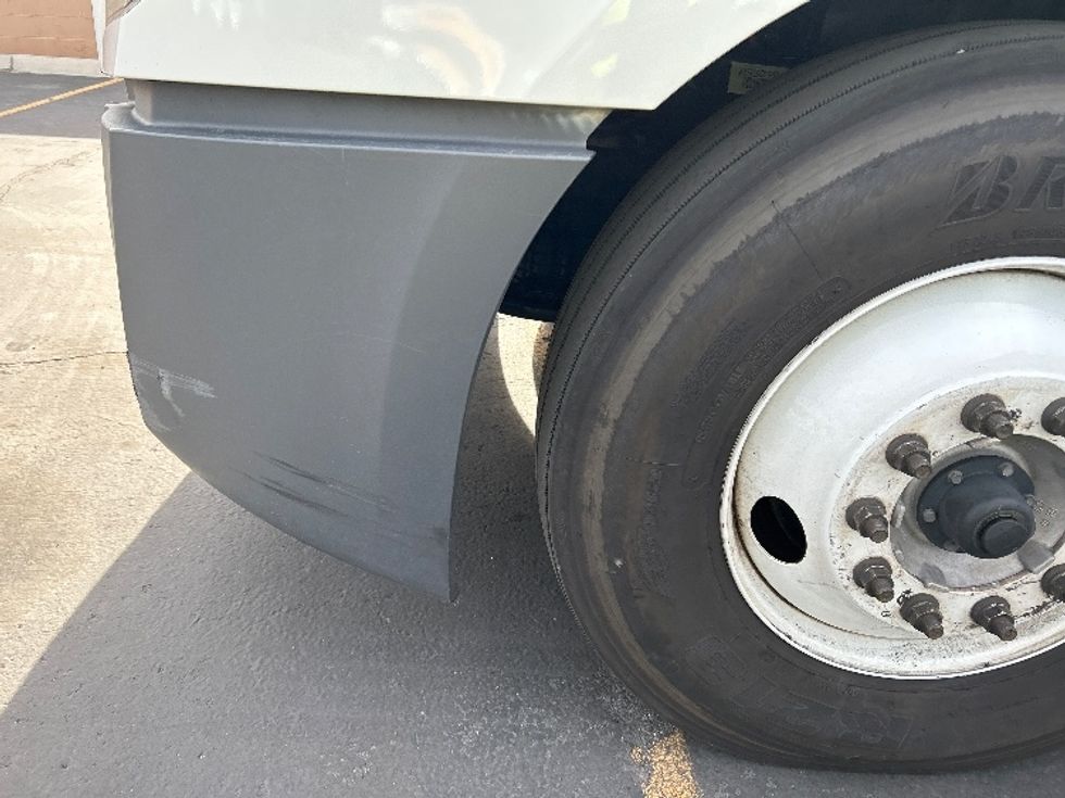 Sleeper Tractor-Heavy Duty Tractors-Freightliner-2021-T12664ST-Las Vegas-NV-539,534\n\t\tmiles-$ 66,000 - Image 23