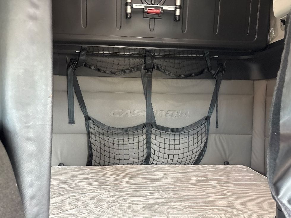 Sleeper Tractor-Heavy Duty Tractors-Freightliner-2021-T12664ST-Mebane-NC-424,971\n\t\tmiles-$ 73,500 - Image 16