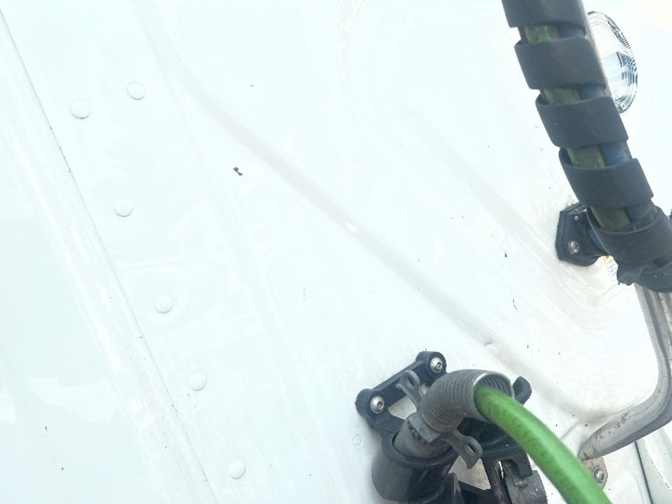 Sleeper Tractor-Heavy Duty Tractors-Freightliner-2021-T12664ST-Memphis-TN-656,630\n\t\tmiles-$ 59,250 - Image 23