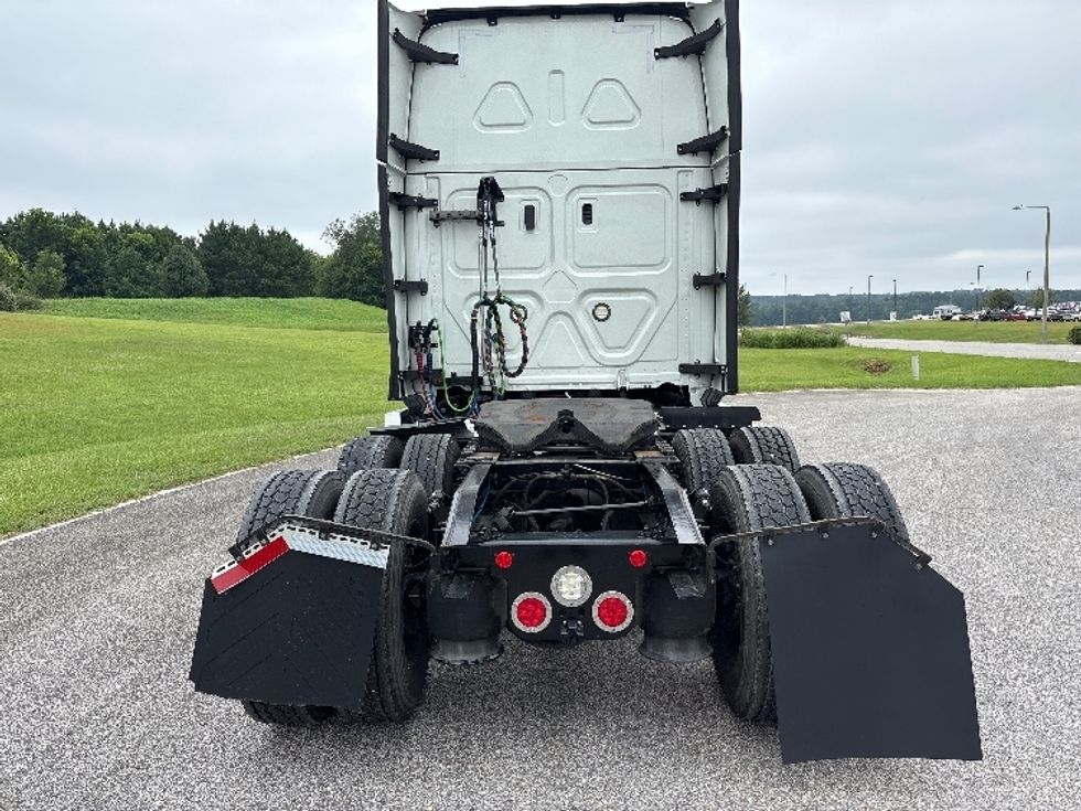 Sleeper Tractor-Heavy Duty Tractors-Freightliner-2021-T12664ST-Meridian-MS-444,564\n\t\tmiles-$ 75,000 - Image 6