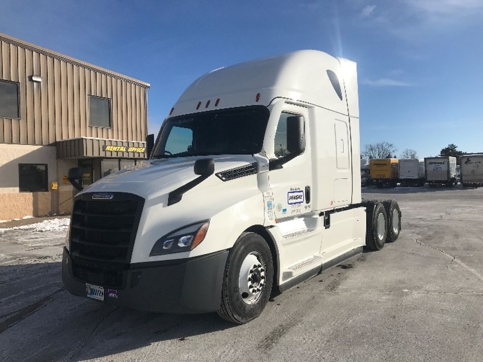 Sleeper Tractor-Heavy Duty Tractors-Freightliner-2021-T12664ST-Milwaukee-WI-606,003\n\t\tmiles-$ 59,500 - Image 3