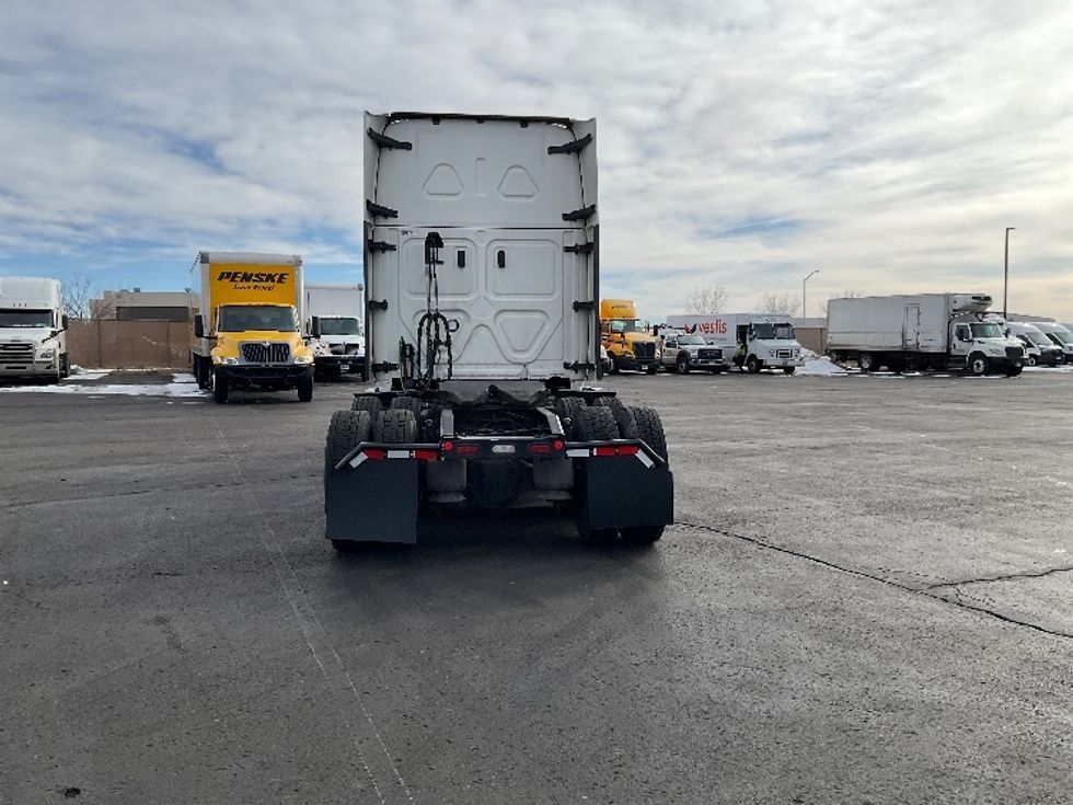 Sleeper Tractor-Heavy Duty Tractors-Freightliner-2021-T12664ST-Montgomery-NY-670,823\n\t\tmiles-$ 47,250 - Image 6