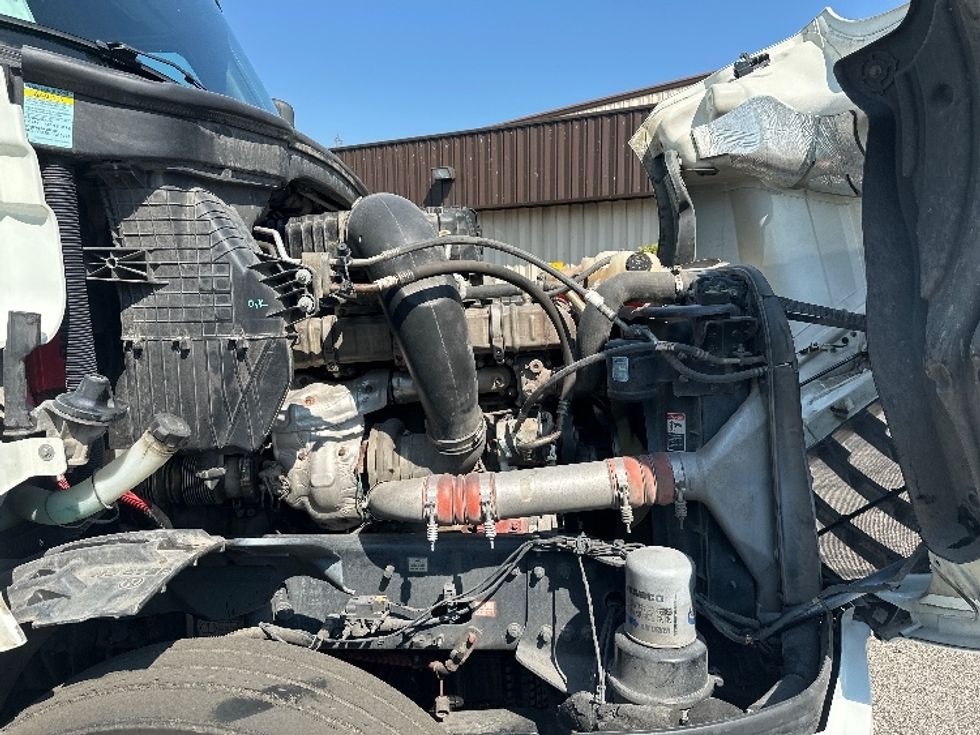 Sleeper Tractor-Heavy Duty Tractors-Freightliner-2021-T12664ST-Nashville-TN-447,009\n\t\tmiles-$ 73,250 - Image 20