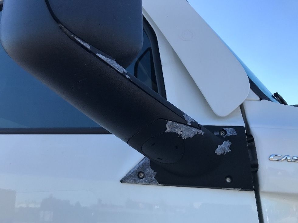 Sleeper Tractor-Heavy Duty Tractors-Freightliner-2021-T12664ST-Nashville-TN-570,035\n\t\tmiles-$ 59,000 - Image 25