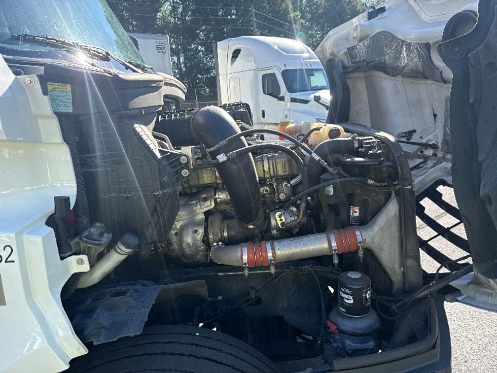 Sleeper Tractor-Heavy Duty Tractors-Freightliner-2021-T12664ST-Norcross-GA-638,810\n\t\tmiles-$ 53,250 - Image 20