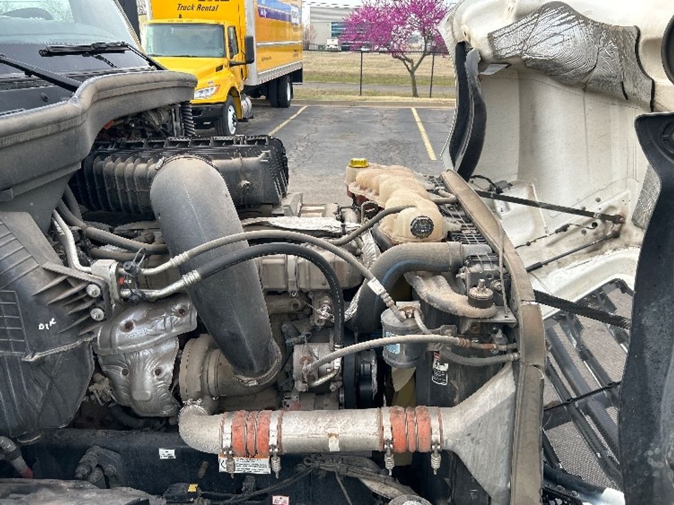 Sleeper Tractor-Heavy Duty Tractors-Freightliner-2021-T12664ST-Oklahoma City-OK-395,980\n\t\tmiles-$ 73,750 - Image 20