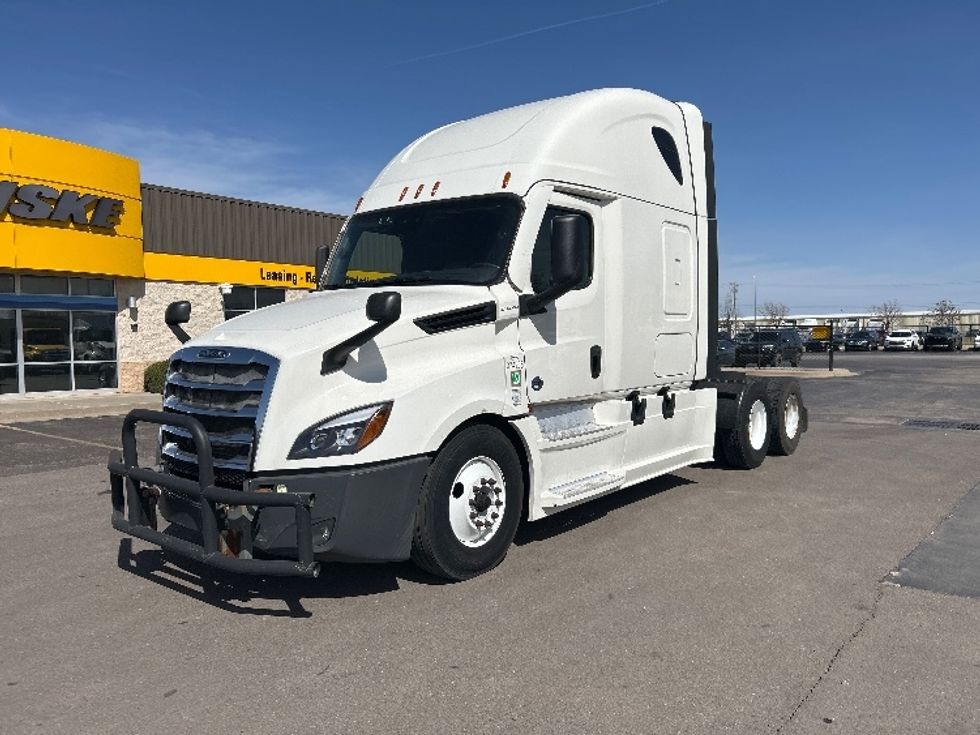 Sleeper Tractor-Heavy Duty Tractors-Freightliner-2021-T12664ST-Oklahoma City-OK-395,980\n\t\tmiles-$ 73,750 - Image 3