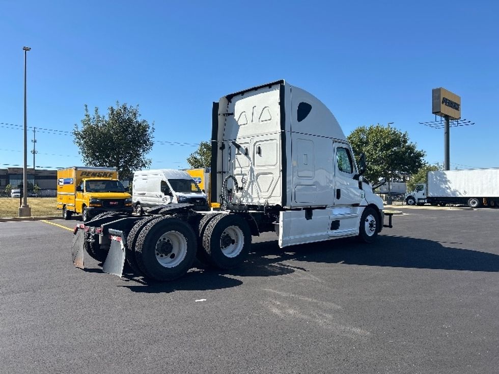 Sleeper Tractor-Heavy Duty Tractors-Freightliner-2021-T12664ST-Oklahoma City-OK-480,345\n\t\tmiles-$ 75,750 - Image 7