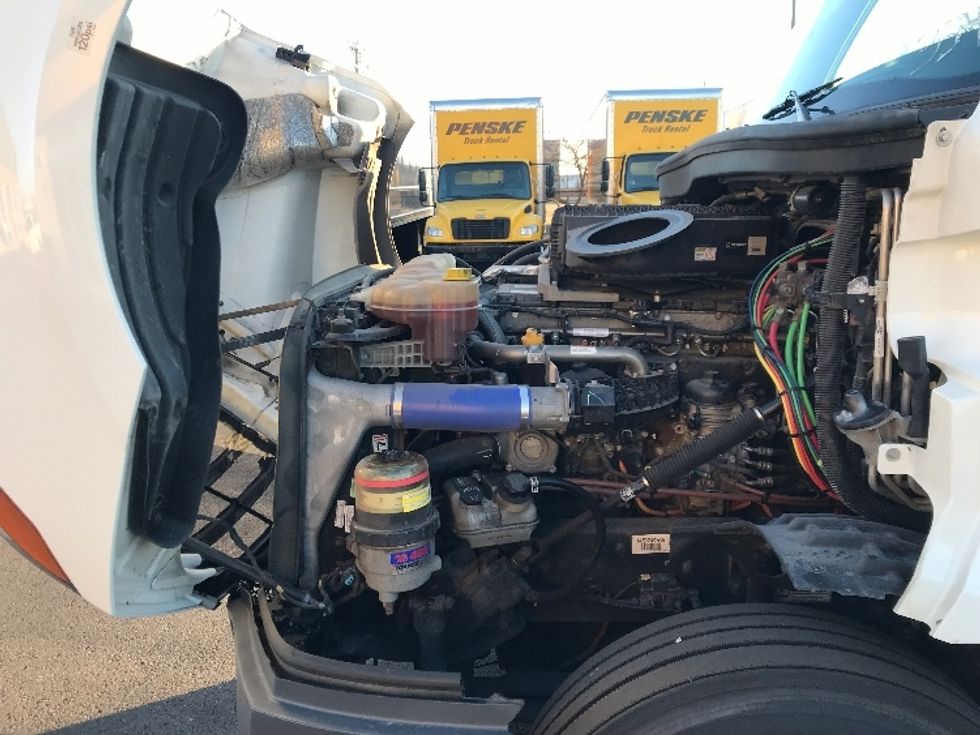 Sleeper Tractor-Heavy Duty Tractors-Freightliner-2021-T12664ST-Oklahoma City-OK-531,161\n\t\tmiles-$ 62,500 - Image 20