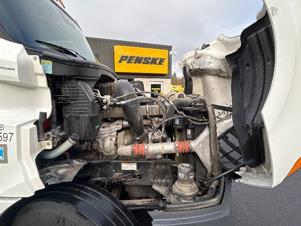 Sleeper Tractor-Heavy Duty Tractors-Freightliner-2021-T12664ST-Orlando-FL-527,479\n\t\tmiles-$ 61,000 - Image 20