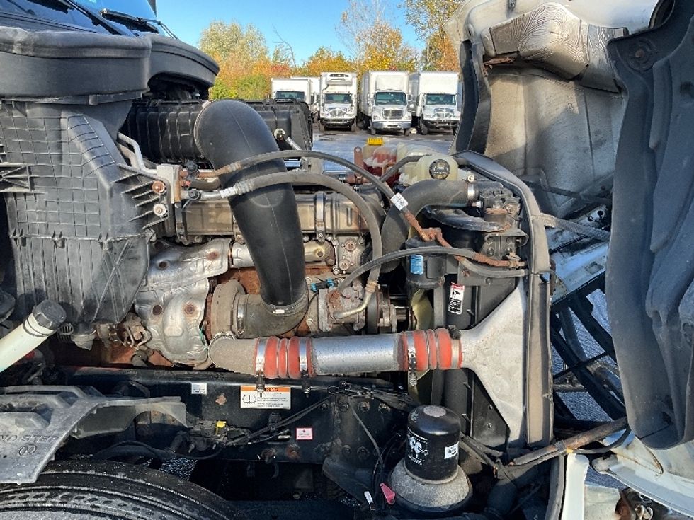 Sleeper Tractor-Heavy Duty Tractors-Freightliner-2021-T12664ST-Ottawa-ON-881,973\n\t\tkm-$ 83,750 - Image 20