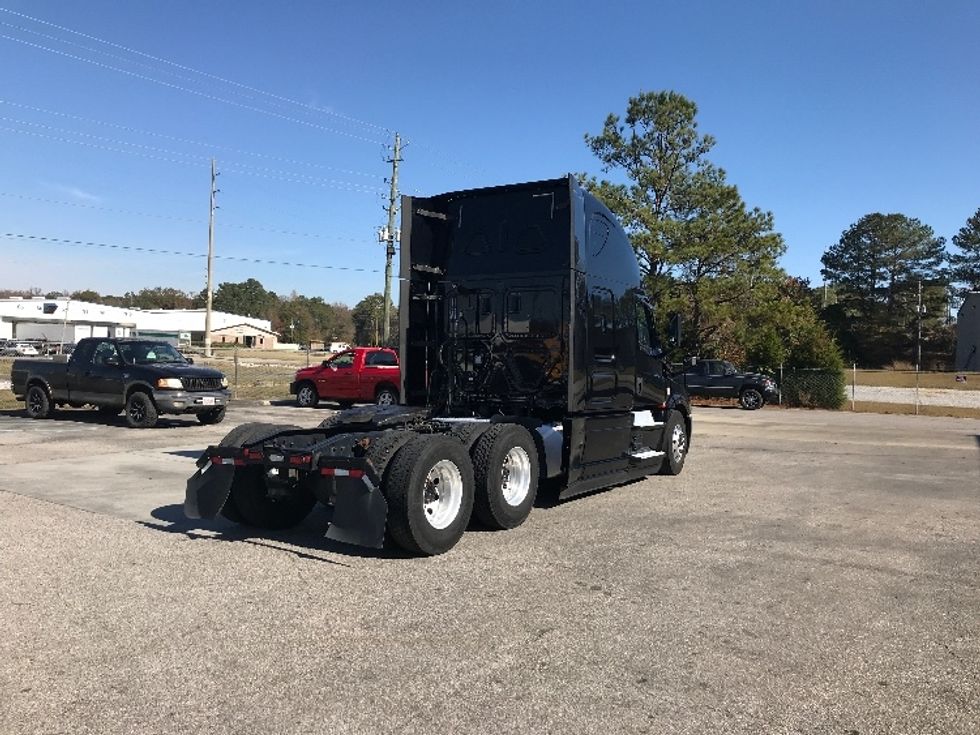 Sleeper Tractor-Heavy Duty Tractors-Freightliner-2021-T12664ST-Pell City-AL-628,267\n\t\tmiles-$ 54,250 - Image 7