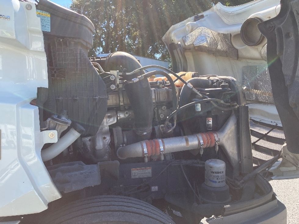 Sleeper Tractor-Heavy Duty Tractors-Freightliner-2021-T12664ST-Pensacola-FL-373,052\n\t\tmiles-$ 76,750 - Image 19