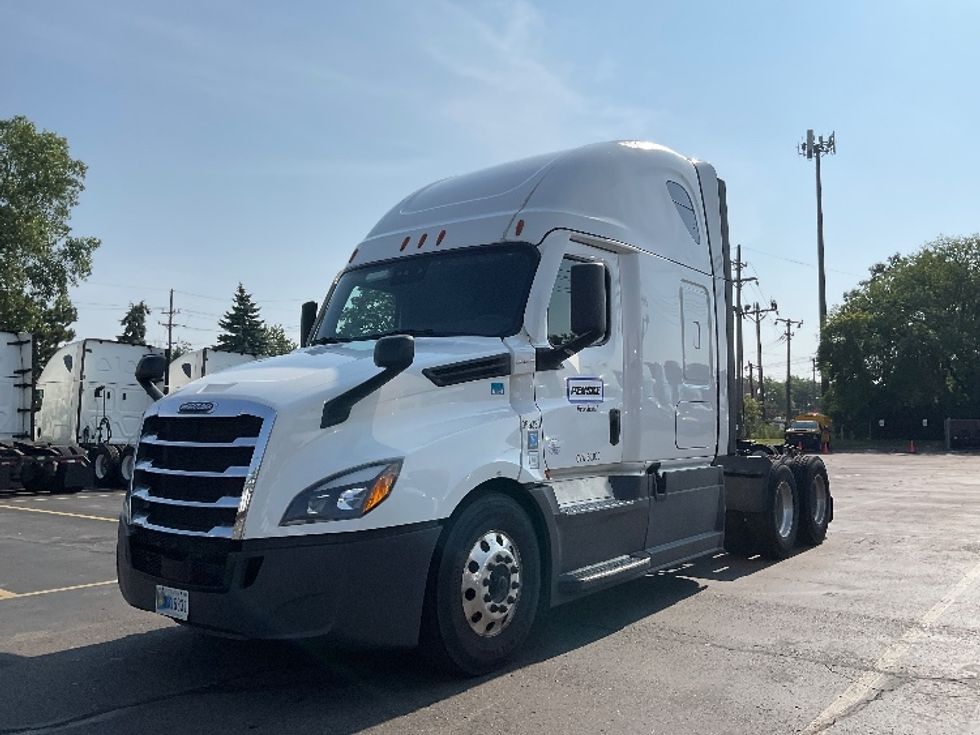 Sleeper Tractor-Heavy Duty Tractors-Freightliner-2021-T12664ST-Perrysburg-OH-474,071\n\t\tmiles-$ 66,500 - Image 3