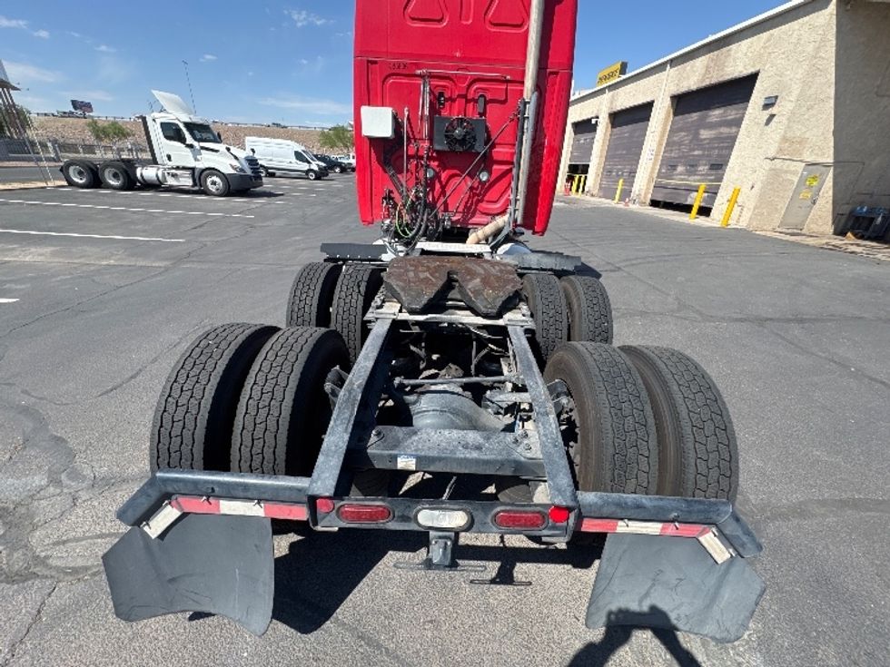 Sleeper Tractor-Heavy Duty Tractors-Freightliner-2021-T12664ST-Phoenix-AZ-602,376\n\t\tmiles-$ 61,000 - Image 6