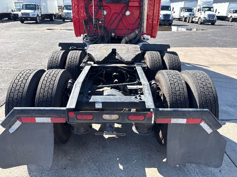 Sleeper Tractor-Heavy Duty Tractors-Freightliner-2021-T12664ST-Phoenix-AZ-626,961\n\t\tmiles-$ 58,750 - Image 6