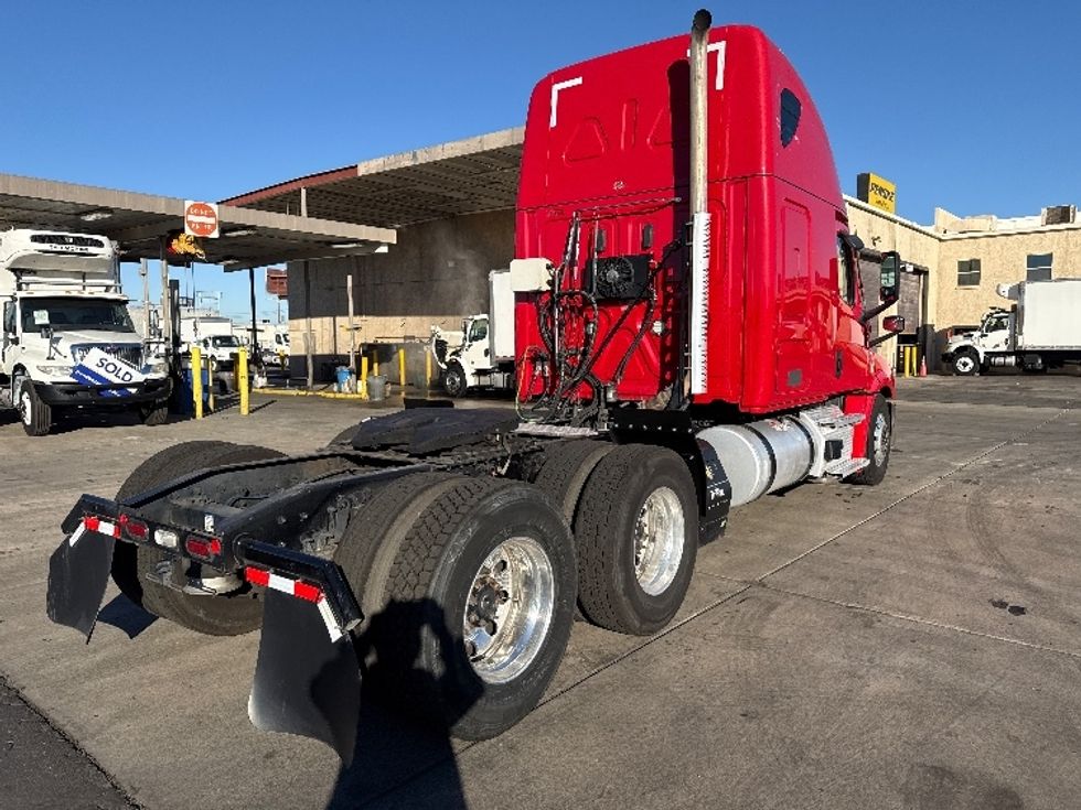 Sleeper Tractor-Heavy Duty Tractors-Freightliner-2021-T12664ST-Phoenix-AZ-663,873\n\t\tmiles-$ 50,250 - Image 7