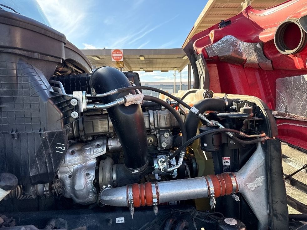 Sleeper Tractor-Heavy Duty Tractors-Freightliner-2021-T12664ST-Phoenix-AZ-672,917\n\t\tmiles-$ 49,500 - Image 21