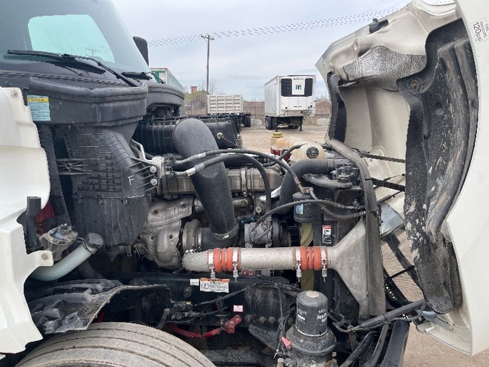 Sleeper Tractor-Heavy Duty Tractors-Freightliner-2021-T12664ST-Piqua-OH-538,683\n\t\tmiles-$ 53,250 - Image 20