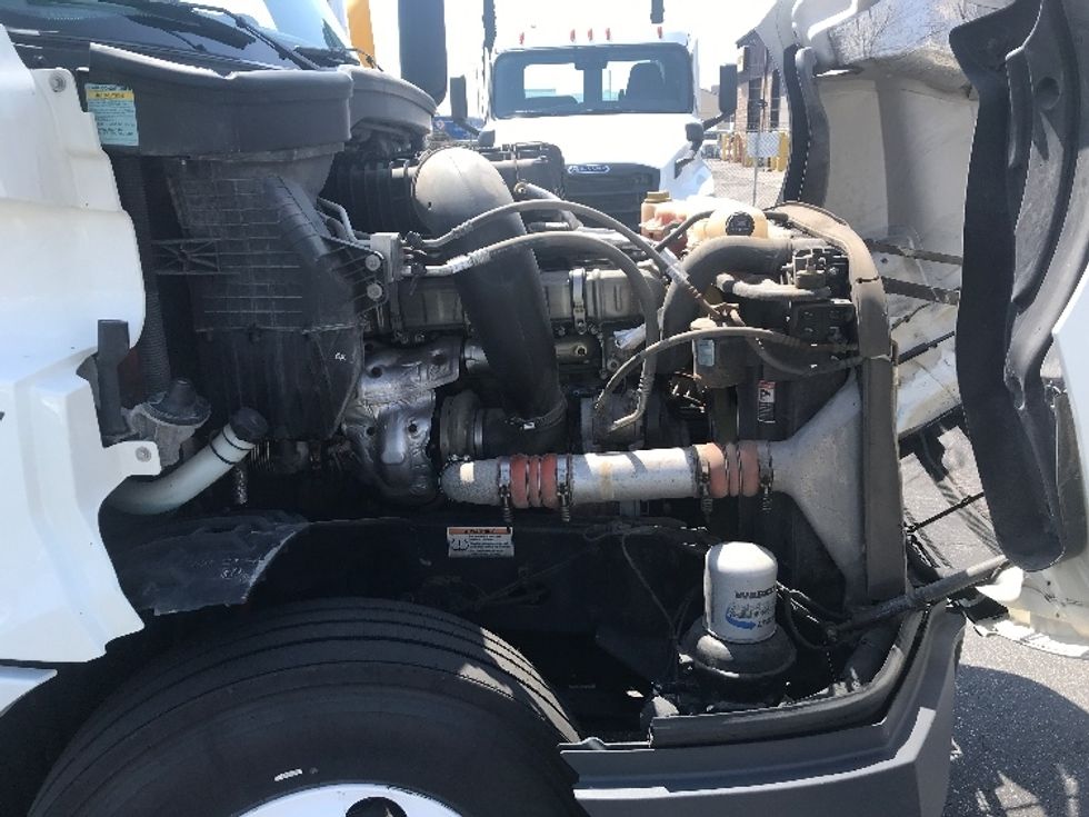 Sleeper Tractor-Heavy Duty Tractors-Freightliner-2021-T12664ST-Portland-OR-603,558\n\t\tmiles-$ 63,500 - Image 17