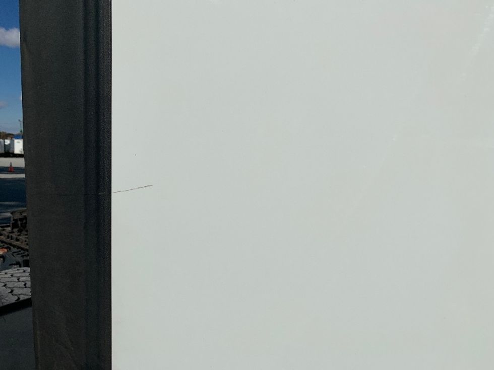 Sleeper Tractor-Heavy Duty Tractors-Freightliner-2021-T12664ST-Prince George-VA-454,835\n\t\tmiles-$ 69,500 - Image 27