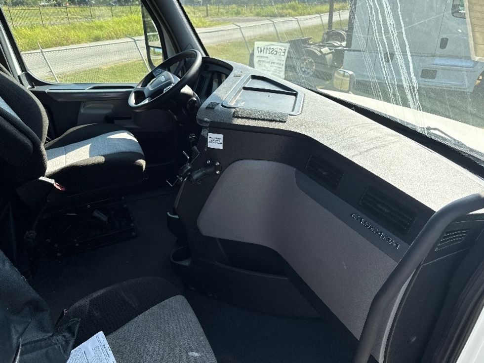 Sleeper Tractor-Heavy Duty Tractors-Freightliner-2021-T12664ST-Rockwall-TX-380,465\n\t\tmiles-$ 82,500 - Image 15