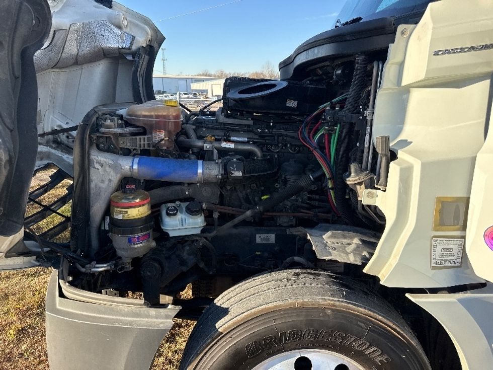 Sleeper Tractor-Heavy Duty Tractors-Freightliner-2021-T12664ST-Rockwall-TX-404,501\n\t\tmiles-$ 74,750 - Image 21