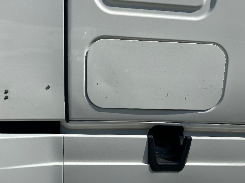 Sleeper Tractor-Heavy Duty Tractors-Freightliner-2021-T12664ST-Roseville-MN-597,453\n\t\tmiles-$ 56,250 - Image 24