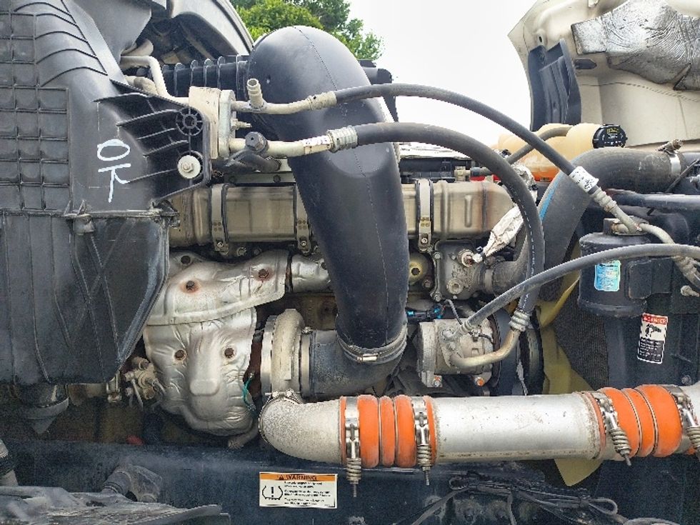 Sleeper Tractor-Heavy Duty Tractors-Freightliner-2021-T12664ST-San Antonio-TX-543,407\n\t\tmiles-$ 54,750 - Image 20