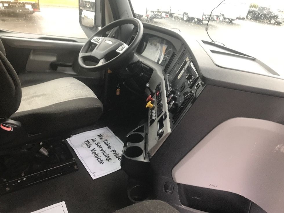 Sleeper Tractor-Heavy Duty Tractors-Freightliner-2021-T12664ST-Sheboygan-WI-537,557\n\t\tmiles-$ 59,000 - Image 15