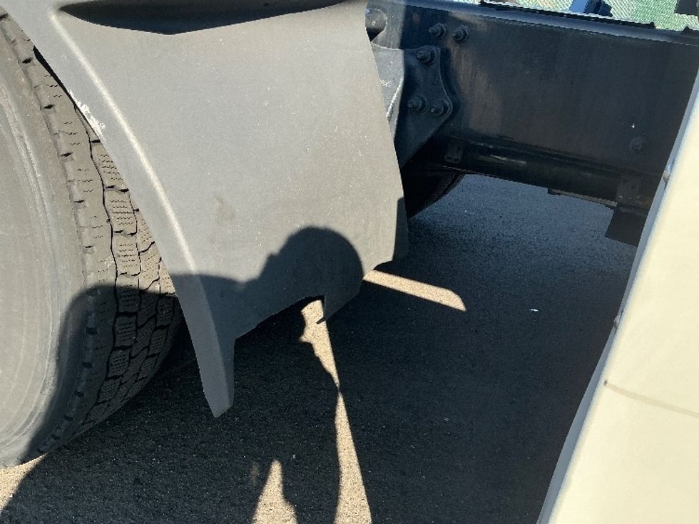 Sleeper Tractor-Heavy Duty Tractors-Freightliner-2021-T12664ST-Stockton-CA-624,171\n\t\tmiles-$ 59,750 - Image 23