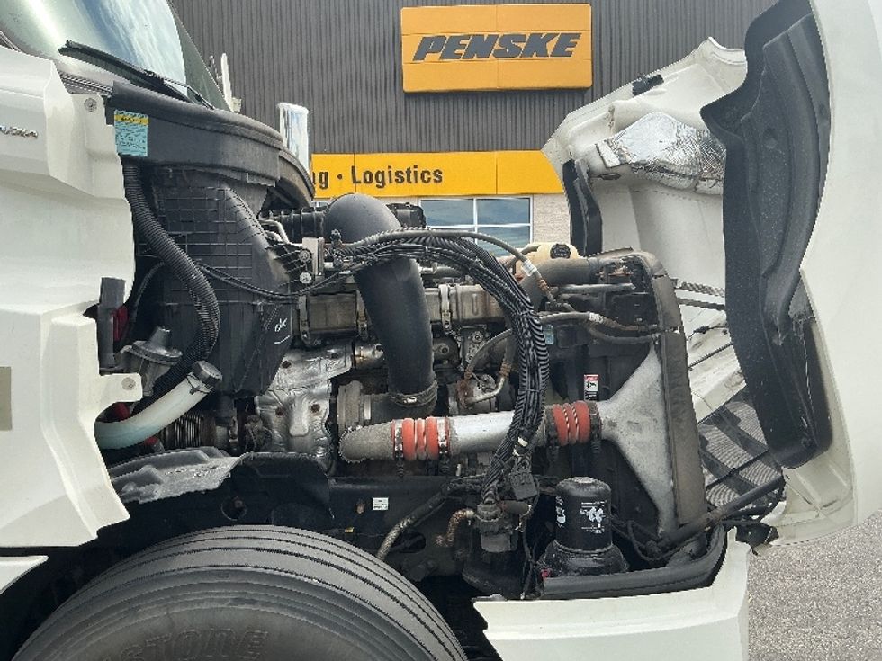 Sleeper Tractor-Heavy Duty Tractors-Freightliner-2021-T12664ST-Stoney Creek-ON-860,126\n\t\tkm-$ 83,250 - Image 20