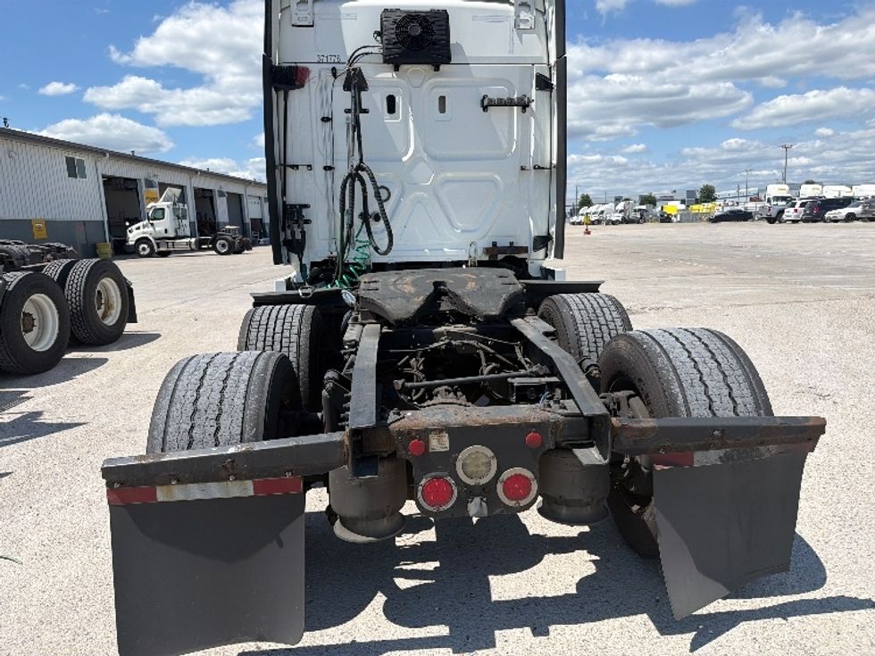 Sleeper Tractor-Heavy Duty Tractors-Freightliner-2021-T12664ST-Sturtevant-WI-512,300\n\t\tmiles-$ 65,250 - Image 6