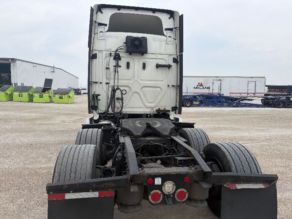 Sleeper Tractor-Heavy Duty Tractors-Freightliner-2021-T12664ST-Sturtevant-WI-540,753\n\t\tmiles-$ 64,250 - Image 6