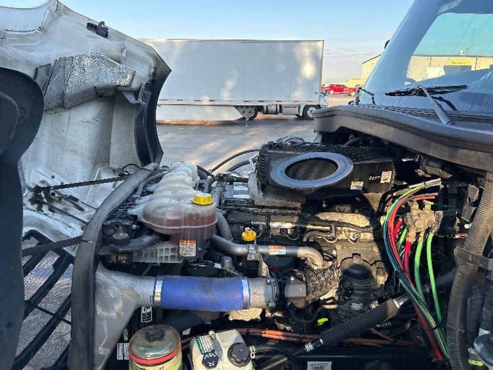 Sleeper Tractor-Heavy Duty Tractors-Freightliner-2021-T12664ST-Tulsa-OK-595,751\n\t\tmiles-$ 60,500 - Image 21