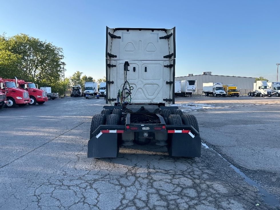 Sleeper Tractor-Heavy Duty Tractors-Freightliner-2021-T12664ST-Tulsa-OK-595,751\n\t\tmiles-$ 60,500 - Image 6