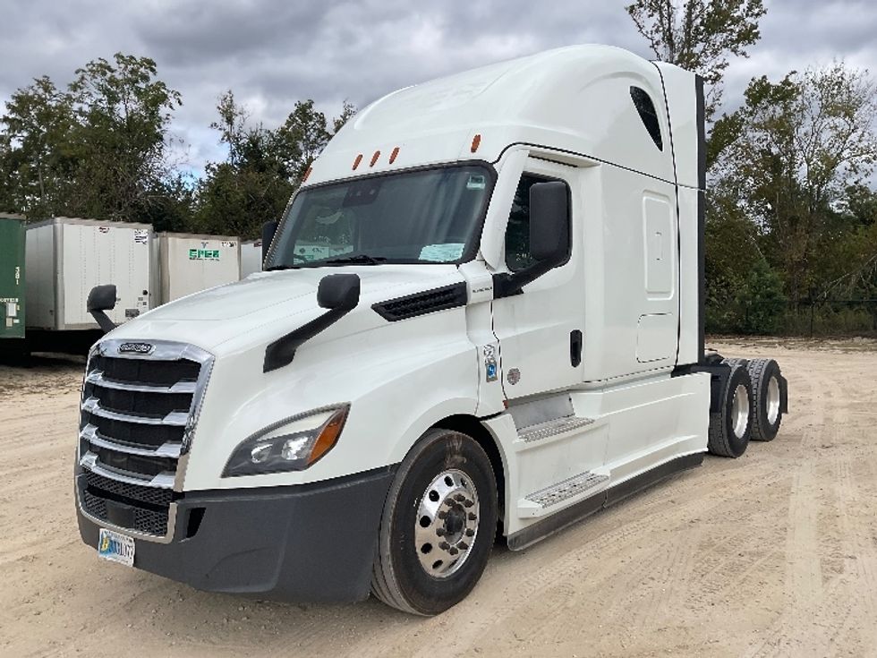 Sleeper Tractor-Heavy Duty Tractors-Freightliner-2021-T12664ST-Valdosta-GA-413,943\n\t\tmiles-$ 73,500 - Image 3
