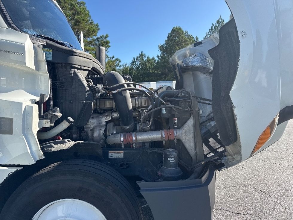 Sleeper Tractor-Heavy Duty Tractors-Freightliner-2021-T12664ST-West Columbia-SC-504,112\n\t\tmiles-$ 64,500 - Image 20