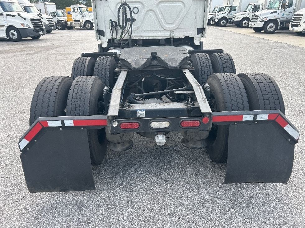 Sleeper Tractor-Heavy Duty Tractors-Freightliner-2021-T12664ST-West Columbia-SC-513,811\n\t\tmiles-$ 64,250 - Image 6