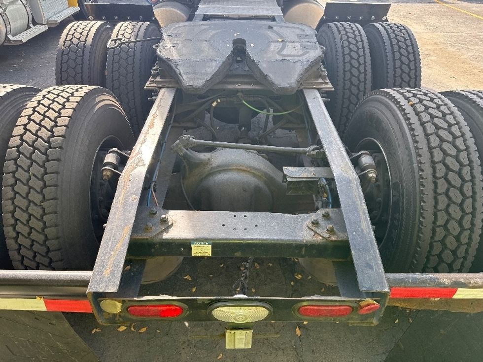 Sleeper Tractor-Heavy Duty Tractors-Freightliner-2021-T12664ST-West Valley City-UT-628,647\n\t\tmiles-$ 55,250 - Image 6