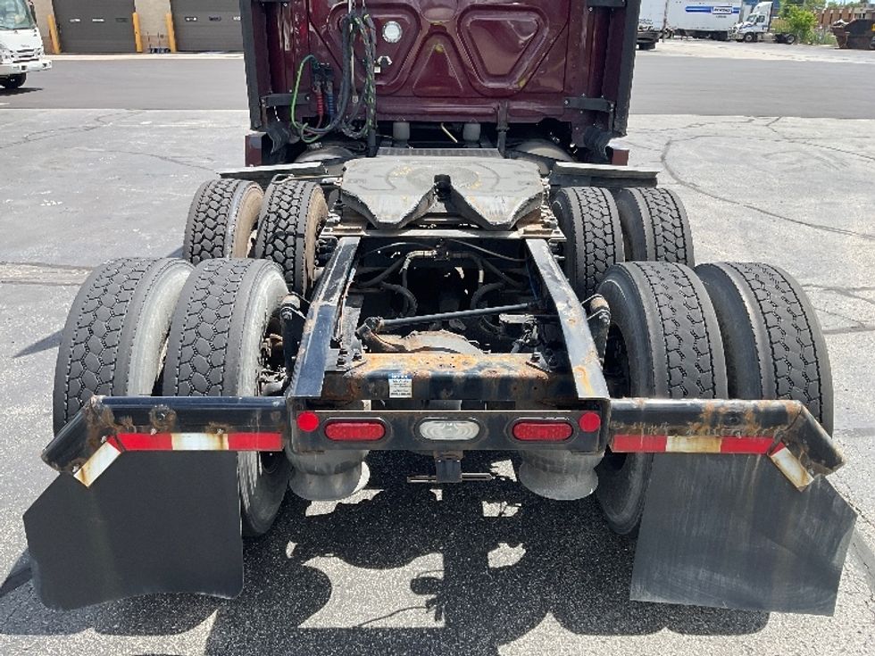 Sleeper Tractor-Heavy Duty Tractors-Freightliner-2021-T12664ST-Windsor-WI-656,097\n\t\tmiles-$ 50,500 - Image 6