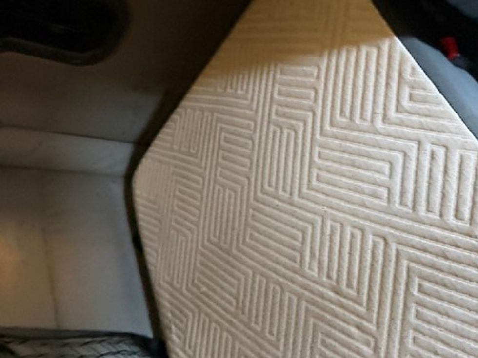 Sleeper Tractor-Heavy Duty Tractors-Freightliner-2021-T12664ST-York-PA-547,292\n\t\tmiles-$ 58,000 - Image 15