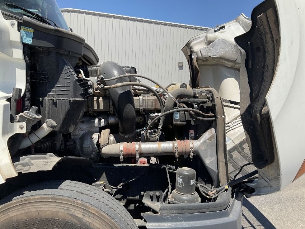 Sleeper Tractor-Heavy Duty Tractors-Freightliner-2021-T12664ST-Yuma-AZ-571,459\n\t\tmiles-$ 63,750 - Image 20