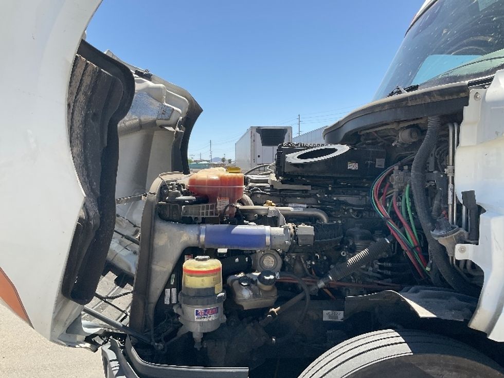 Sleeper Tractor-Heavy Duty Tractors-Freightliner-2021-T12664ST-Yuma-AZ-571,459\n\t\tmiles-$ 63,750 - Image 21