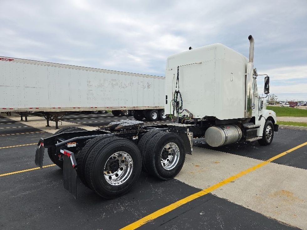 Sleeper Tractor-Heavy Duty Tractors-Freightliner-2022-D12264SD-Milwaukee-WI-271,071\n\t\tmiles-$ 95,000 - Image 7