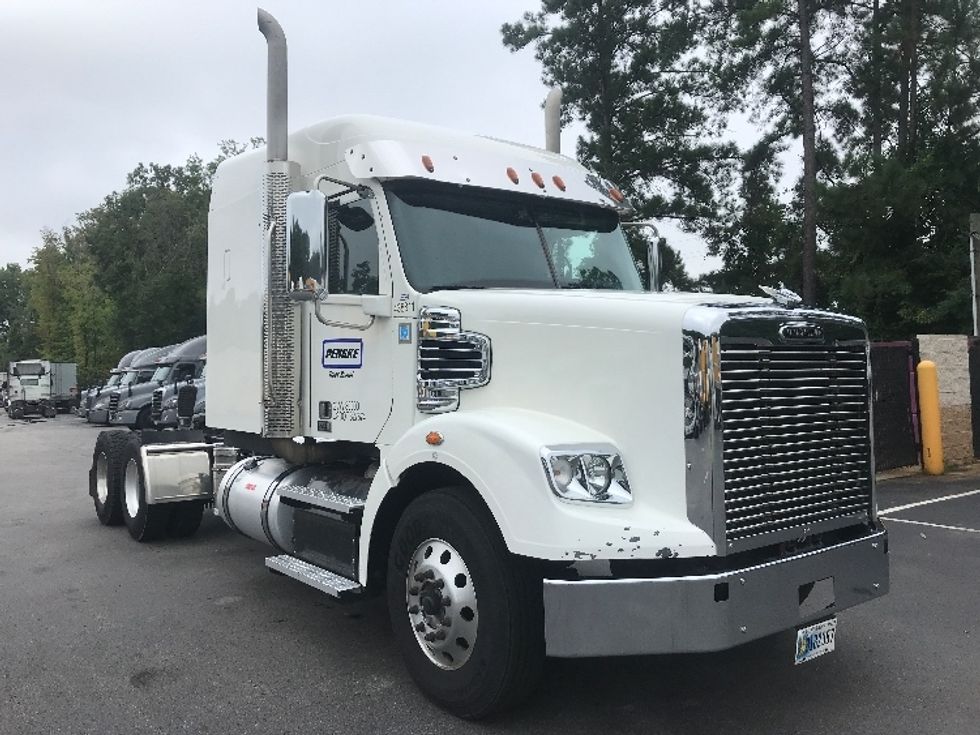 Sleeper Tractor-Heavy Duty Tractors-Freightliner-2022-D12264SD-Rocky Mount-VA-248,312\n\t\tmiles-$ 99,750 - Image 1