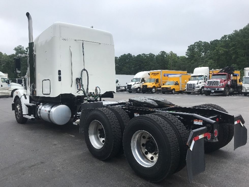 Sleeper Tractor-Heavy Duty Tractors-Freightliner-2022-D12264SD-Rocky Mount-VA-248,312\n\t\tmiles-$ 99,750 - Image 5