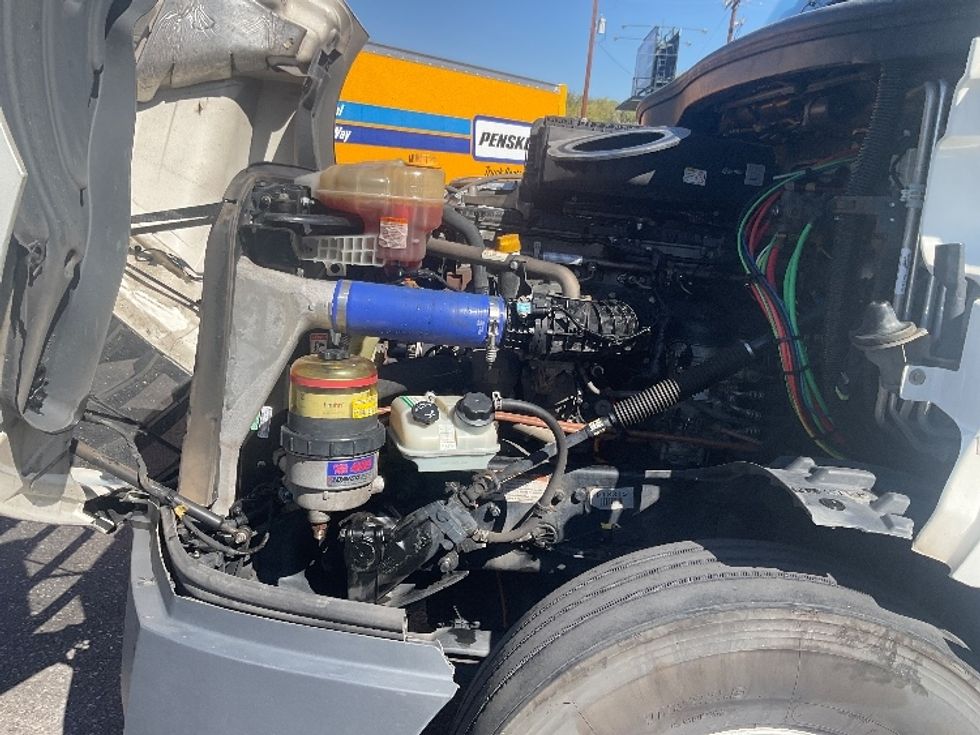 Sleeper Tractor-Heavy Duty Tractors-Freightliner-2022-T12664ST-Albuquerque-NM-603,672\n\t\tmiles-$ 66,000 - Image 21