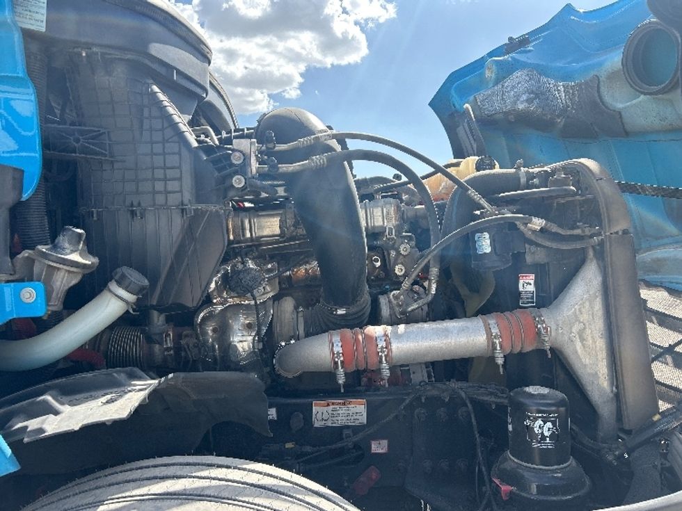 Sleeper Tractor-Heavy Duty Tractors-Freightliner-2022-T12664ST-Amarillo-TX-479,088\n\t\tmiles-$ 81,000 - Image 20