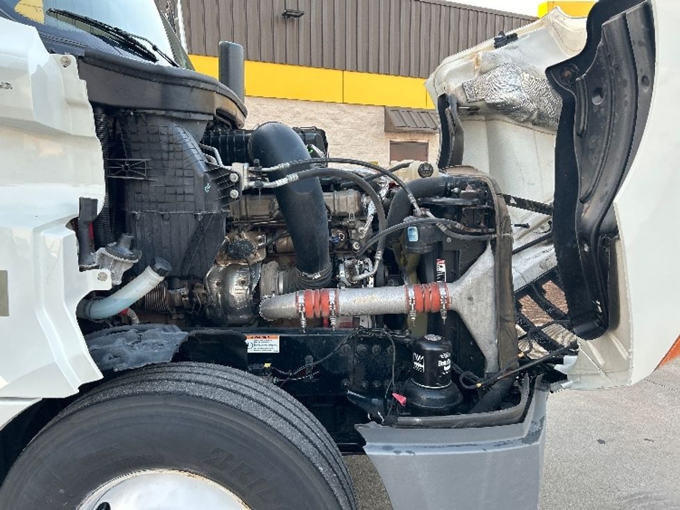 Sleeper Tractor-Heavy Duty Tractors-Freightliner-2022-T12664ST-Arlington-TX-490,406\n\t\tmiles-$ 72,500 - Image 20